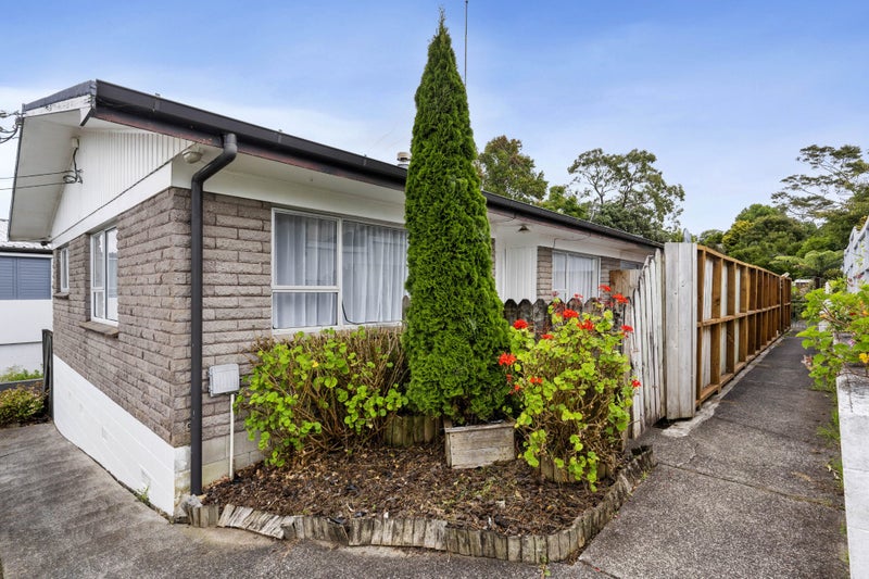 1/5 John Gill Road, Shelly Park, Auckland - Carousel 2