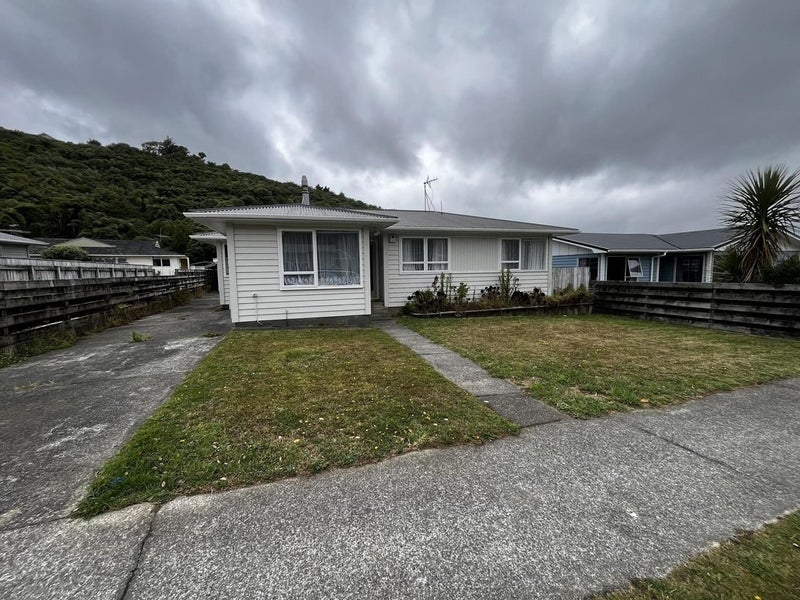 176 Major Drive, Kelson, Lower Hutt - Carousel 1