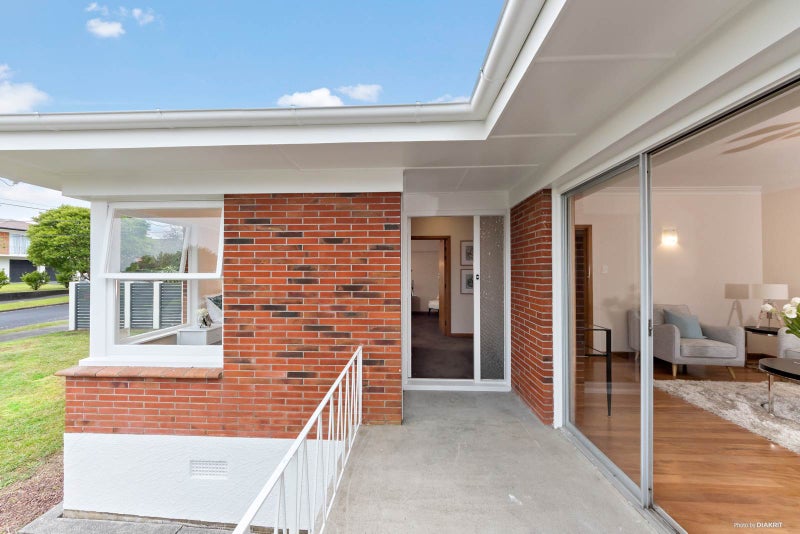 5 Letterkenny Place, Blockhouse Bay, Auckland - Carousel 2