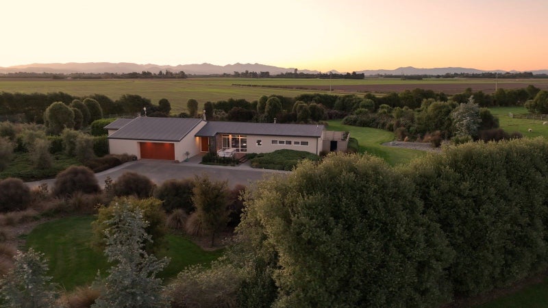 35 Ridgens Road, Christchurch - Carousel 1