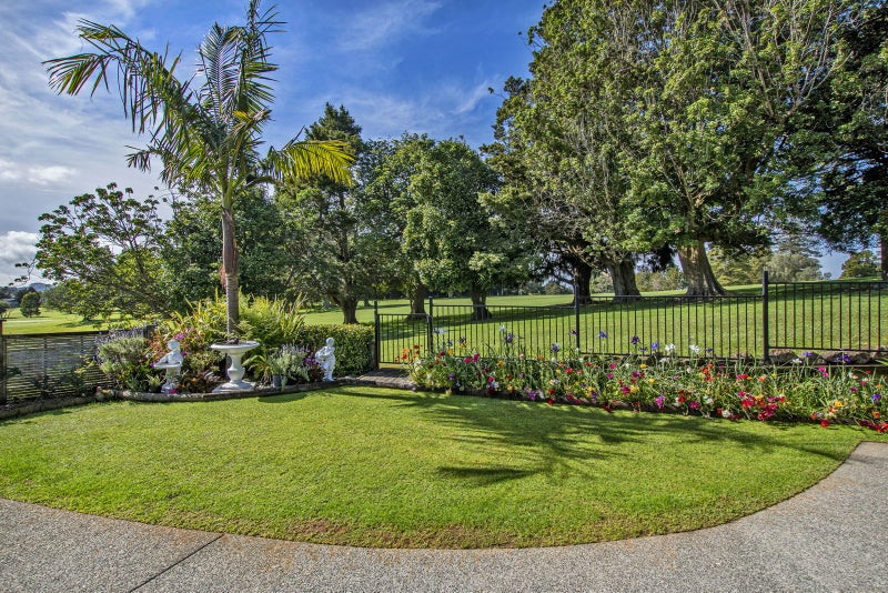 30 Lochiel Place, Kamo, Whangarei - Carousel 1