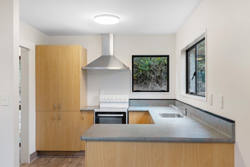 3 Roy Crescent, Concord, Dunedin - Carousel 2