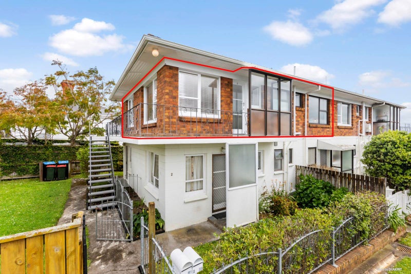 1/49 Western Springs Road, Western Springs, Auckland - Carousel 2