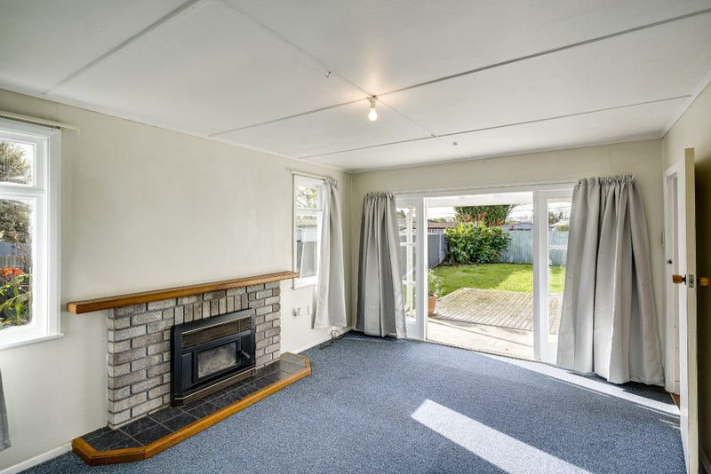 8 Barnard Avenue, Maraenui, Napier - Carousel 2