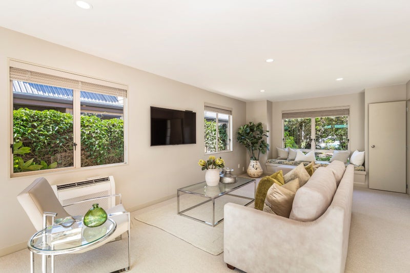 22 Fearnley Grove, Albany, Auckland - Carousel 24