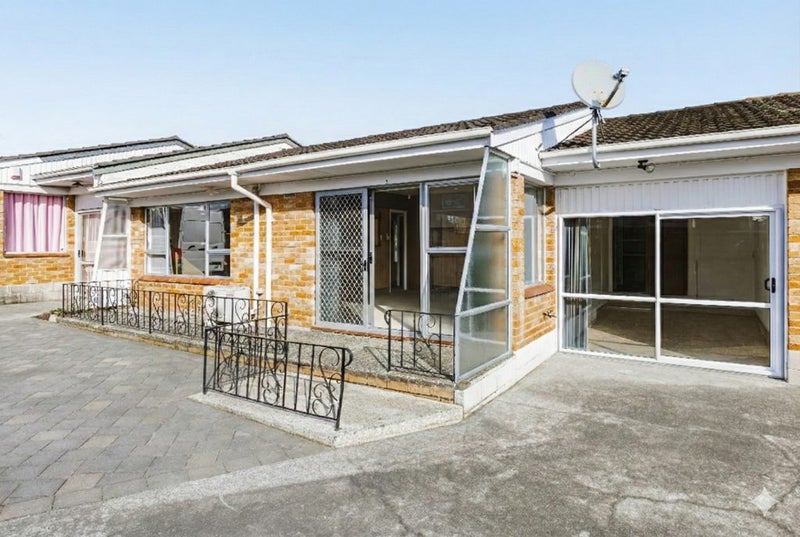 2/75 Coronation RD, Papatoetoe, Manukau - Carousel 2