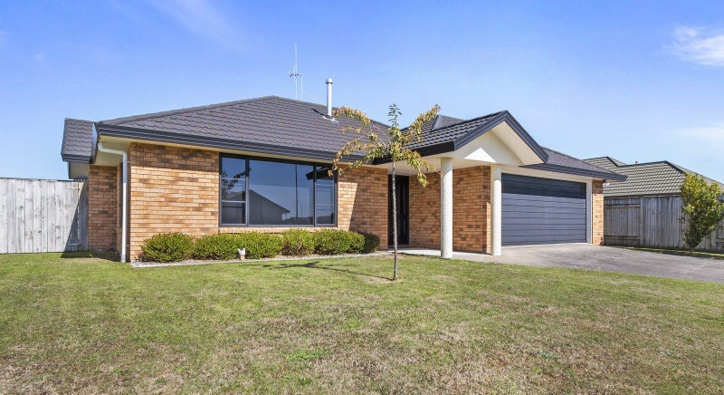 36 Geneva Terrace, Kelvin Grove, Palmerston North - Carousel 1