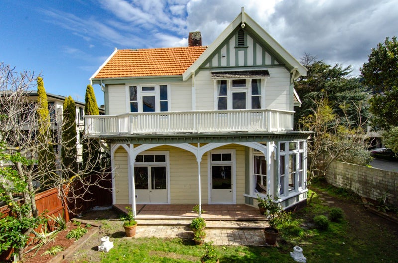 30 Hobson Street, Thorndon, Wellington - Carousel 18