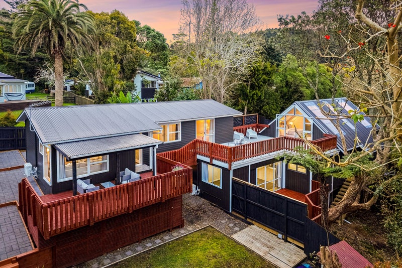 380 Huia Road, Titirangi, Auckland - Carousel 1
