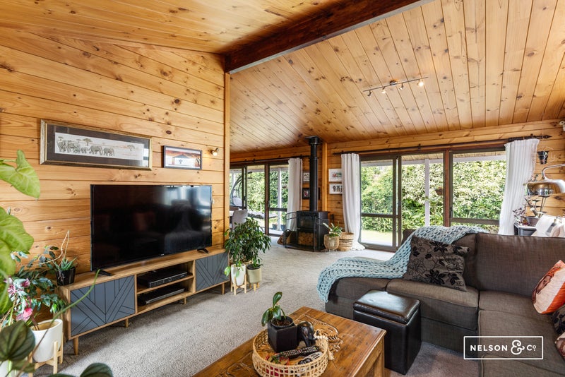 33 Waimai Avenue, Weymouth, Auckland - Carousel 2