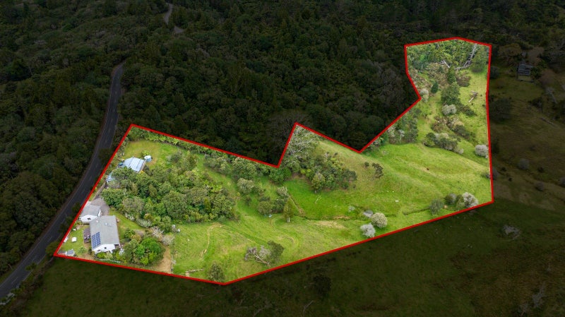 211 Whitehills Road, Silverdale - Carousel 2