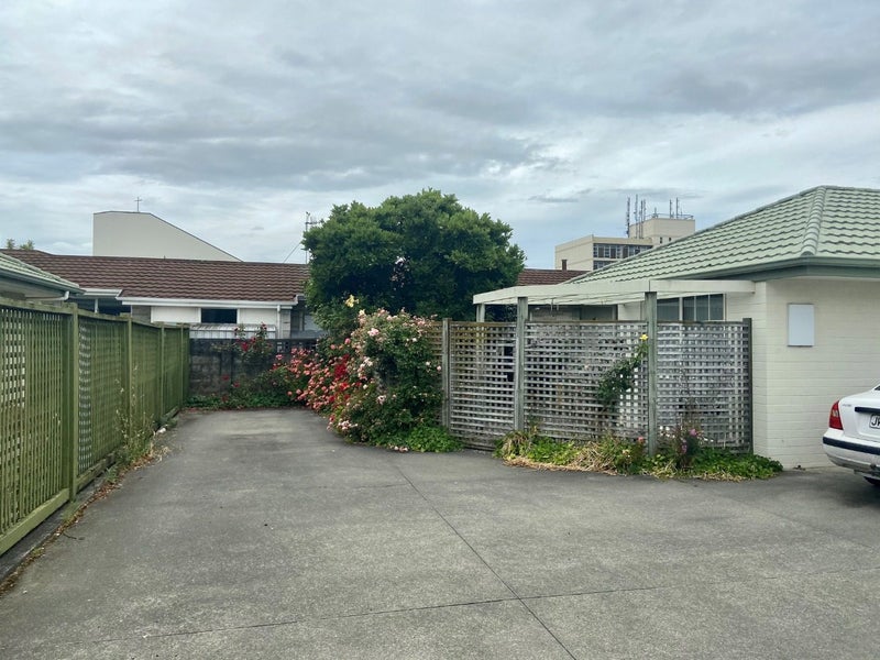111 Southampton Street West, Hastings, Hastings - Carousel 1
