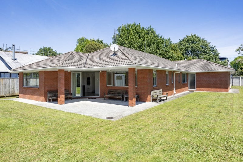 15 Acorn Street, Royal Oak, Auckland - Carousel 2