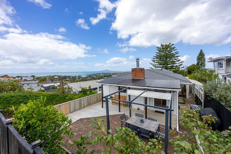 96A SUNRISE AVE, Mairangi Bay, Auckland - Carousel 2