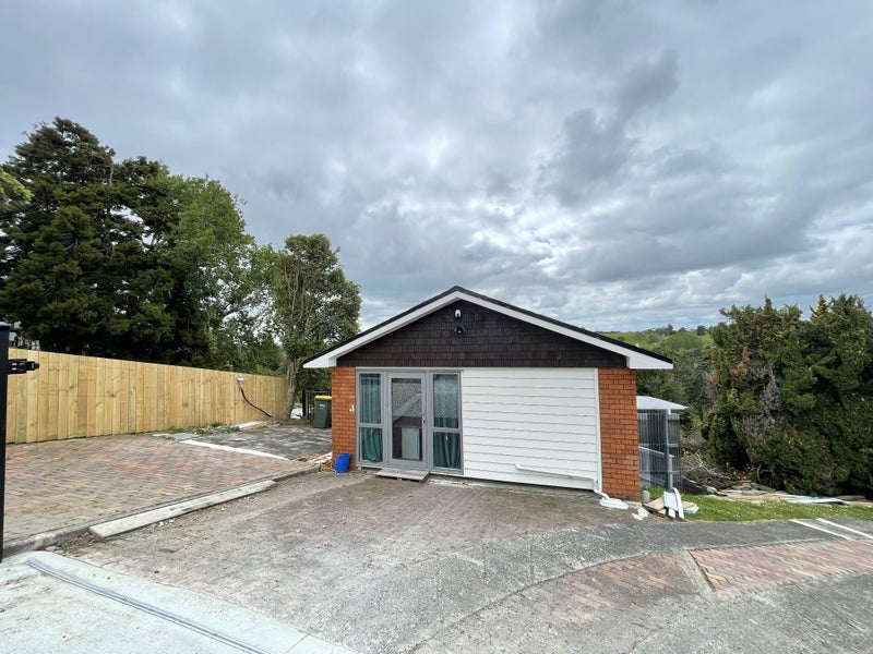 227 Point View Drive, Dannemora, Auckland - Carousel 1