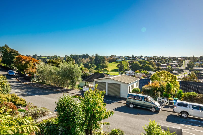 16 June Street, Highfield, Timaru - Carousel 49