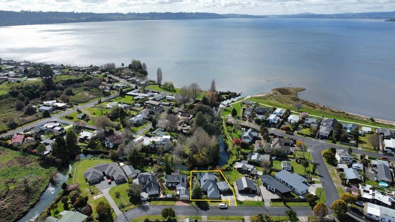 28 Okona Crescent, Ngongotaha, Rotorua - Carousel 1