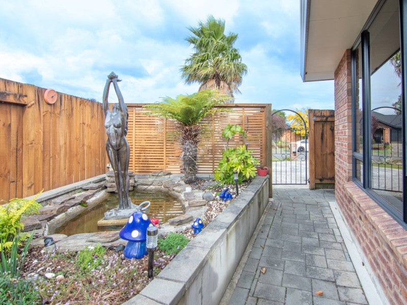 11 Boston Parade, Kelvin Grove, Palmerston North - Carousel 17