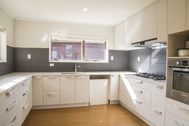 93 Chelsea View Drive, Chatswood, Auckland - Carousel 2