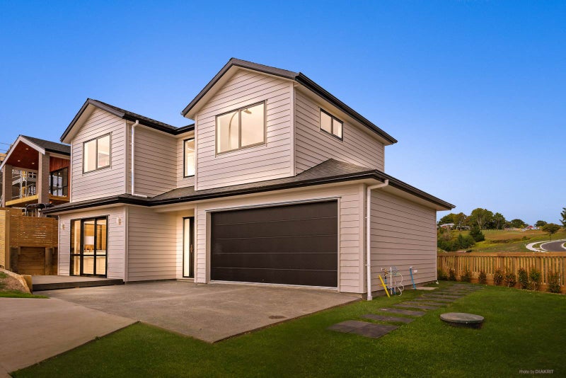 46 McWhirters Farm Lane, Massey, Auckland - Carousel 18