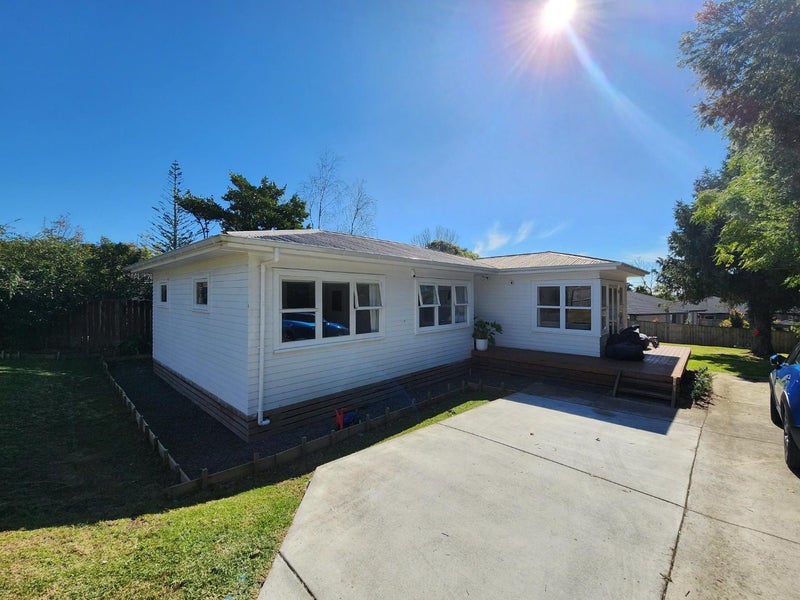 18A Parrs Cross road, Henderson, Waitakere - Carousel 14