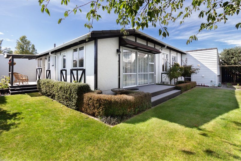 11C Grey Street, Glenholme, Rotorua - Carousel 1