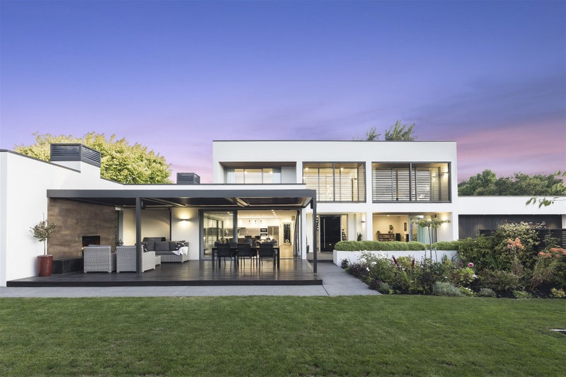 12 Carnaby Close, St Albans, Christchurch - Carousel 1