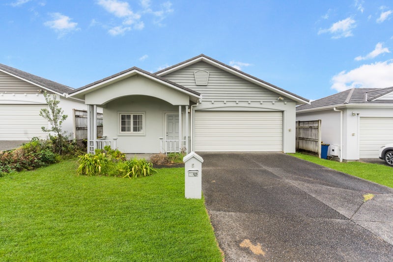 5 Mulvaney Crescent, Henderson, Auckland - Carousel 1