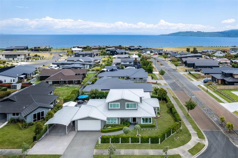 17 Facilita Avenue, Wharewaka, Taupo - Carousel 1