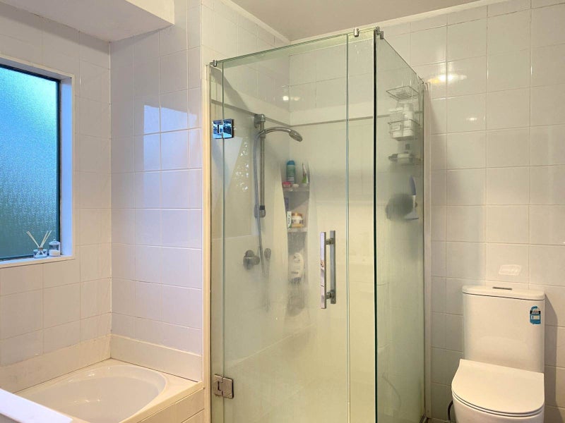 95 Unsworth Drive, Unsworth Heights, Auckland - Carousel 9