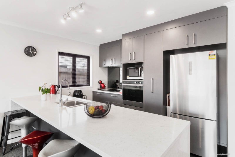 7 Parkwood Crescent, Gulf Harbour, Whangaparaoa - Carousel 2