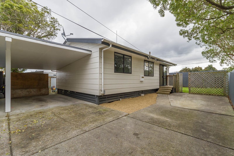 53A Awamutu Grove, Waiwhetu, Lower Hutt - Carousel 1