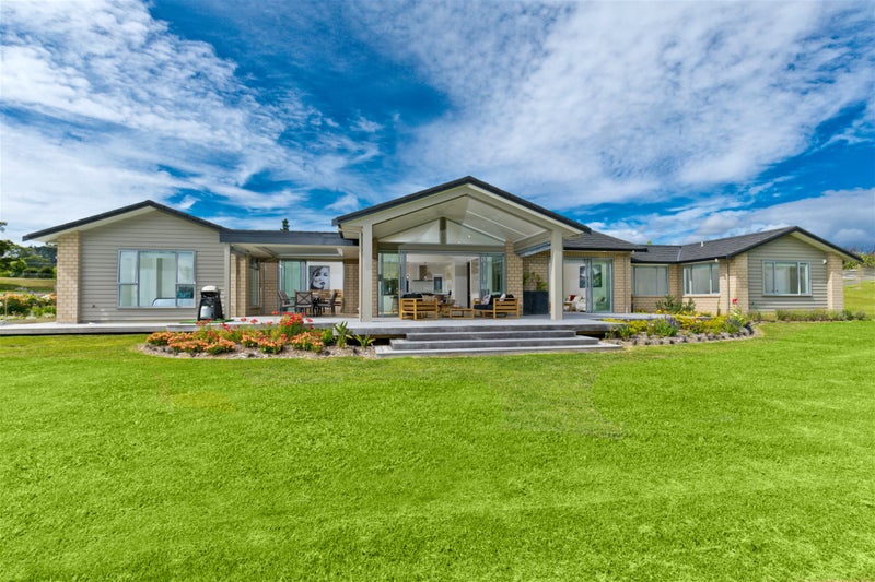 1162 Weranui Road, Silverdale - Carousel 1