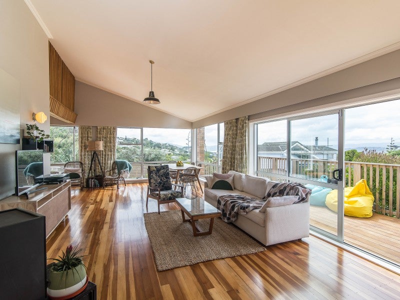 11 Ontario Street, Kingston, Wellington - Carousel 1