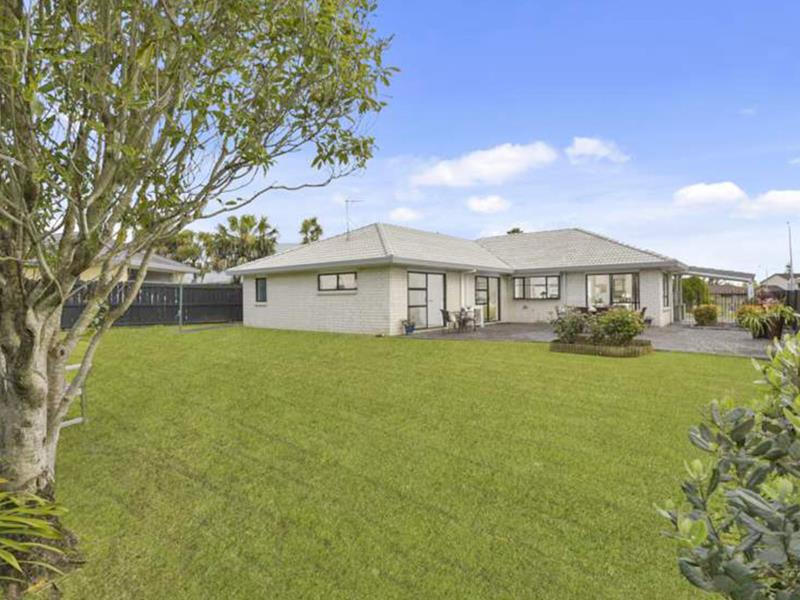 39 Matterhorn Crescent, Northpark, Auckland - Carousel 16