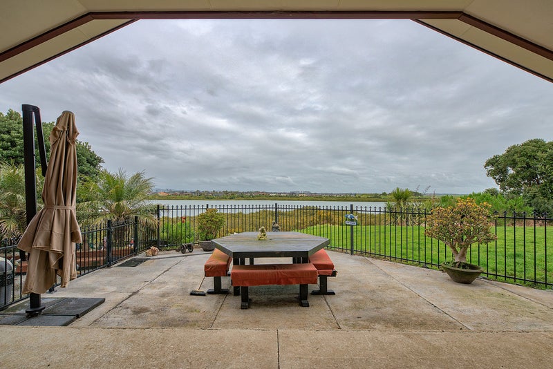 73 Waimahia Avenue, Weymouth, Auckland - Carousel 2