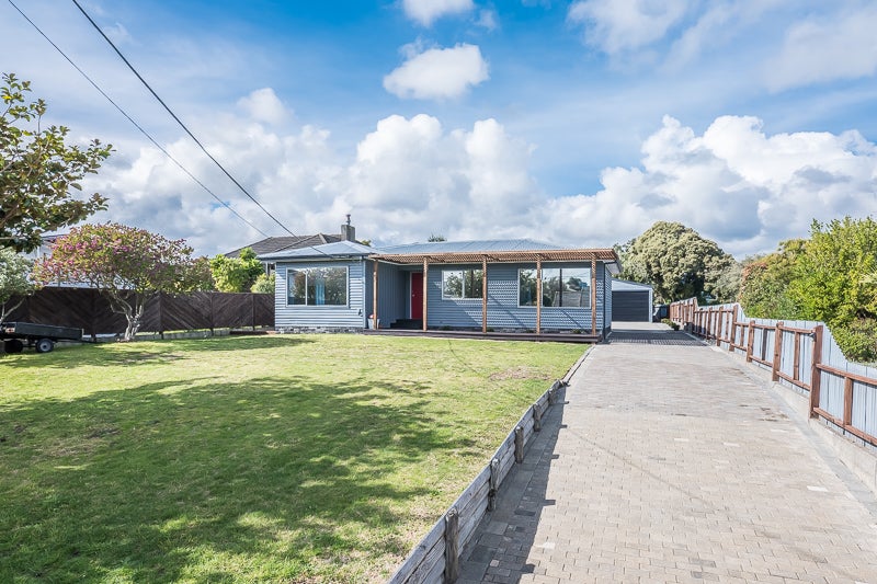 26 Michael Road, Paraparaumu Beach, Paraparaumu - Carousel 1