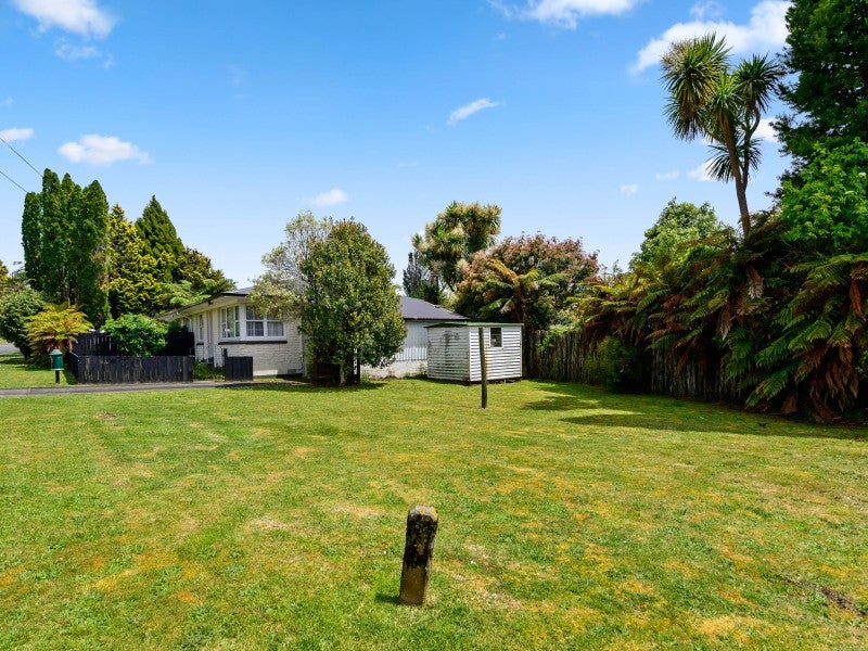 1B Sloane Avenue, Tihiotonga, Rotorua - Carousel 12