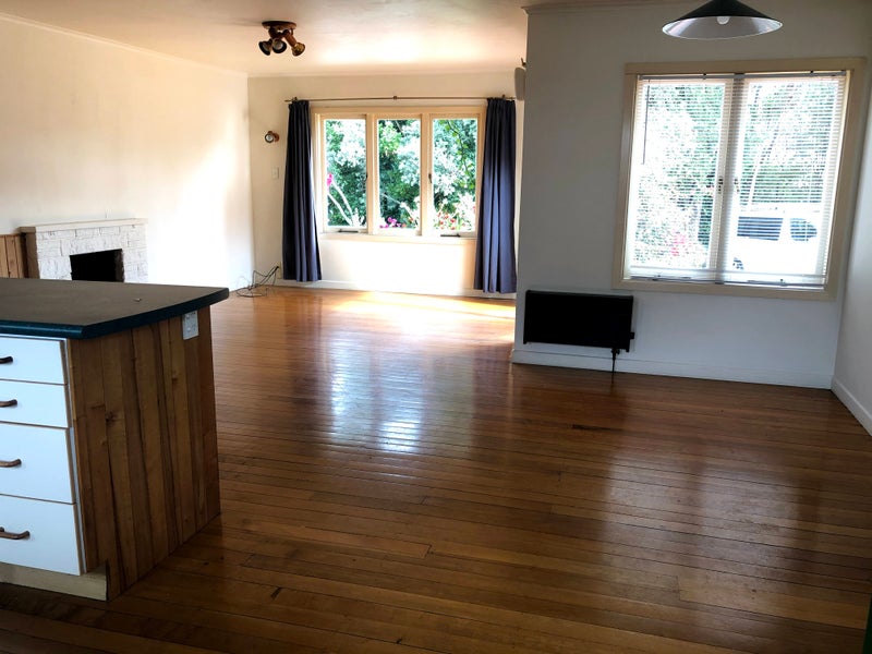 43A Northboro Road, Belmont, Auckland - Carousel 20