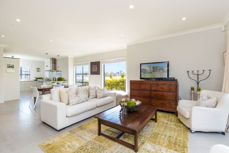 22 Vialou Lane, Stonefields, Auckland - Carousel 1