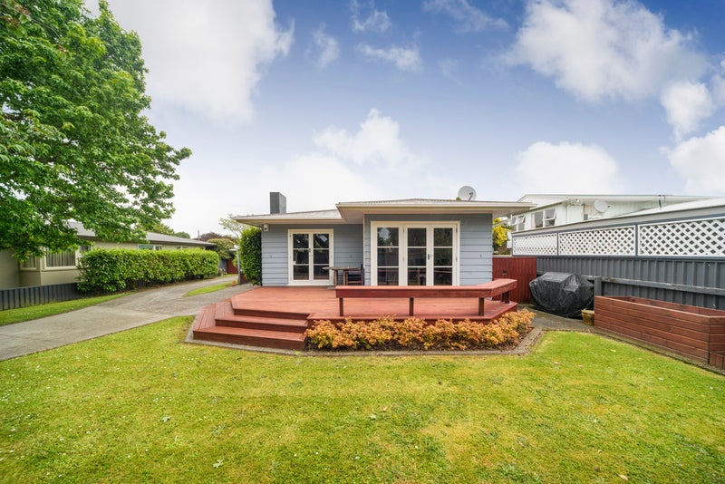 4 Park Road, West End, Palmerston North - Carousel 2