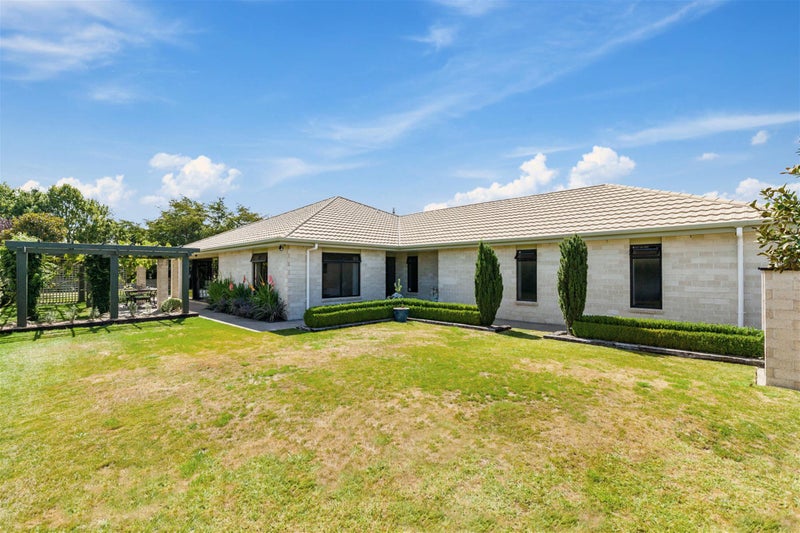 24 Montgomery Crescent, Taupo - Carousel 1