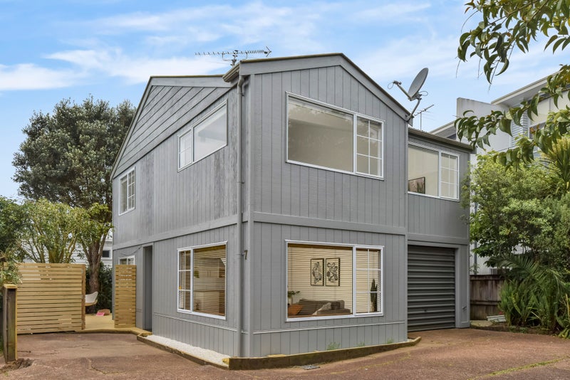 7/66 Larchwood Avenue, Westmere, Auckland - Carousel 1
