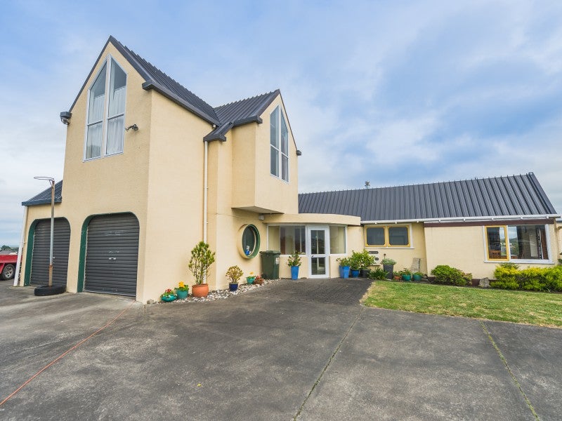 5 Attrill Place, Tawhero, Whanganui - Carousel 2