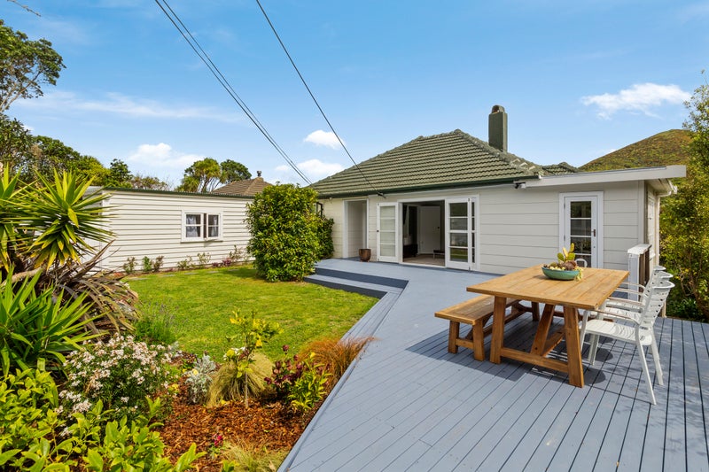 18 Fox Street, Ngaio, Wellington - Carousel 1