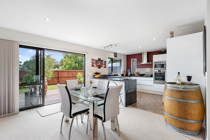 35 Woodlands Place, Aranui, Christchurch - Carousel 1