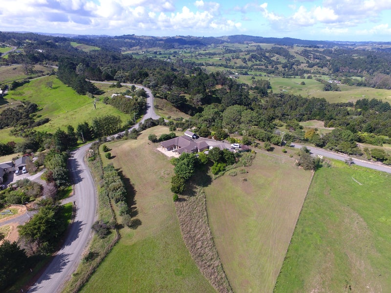 12 Alpine Road, Warkworth - Carousel 28