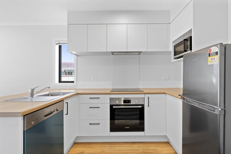 1/150 Te Rapa Road, Beerescourt, Hamilton - Carousel 2