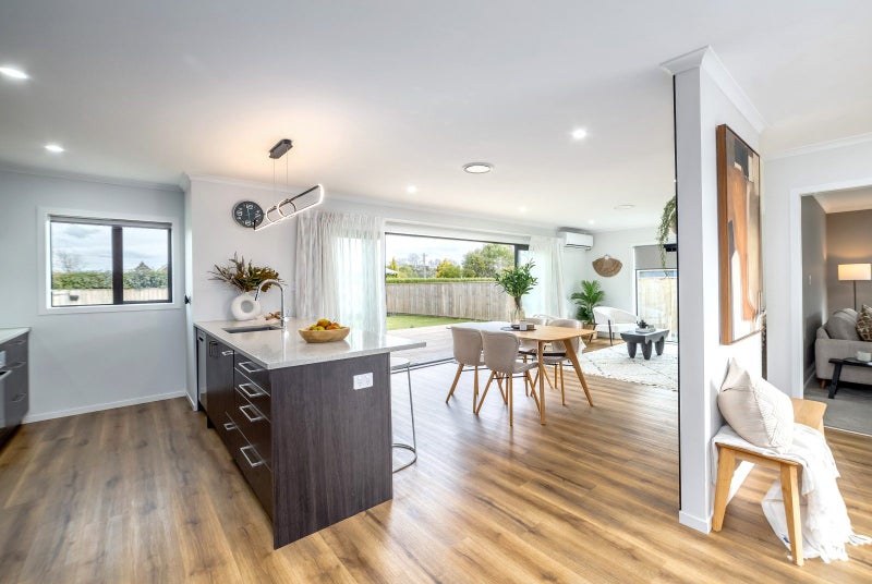 21 Coralie Place, Lansdowne, Masterton - Carousel 2