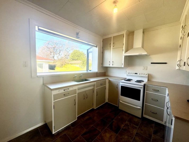 25 Taverner Street, Carterton - Carousel 2